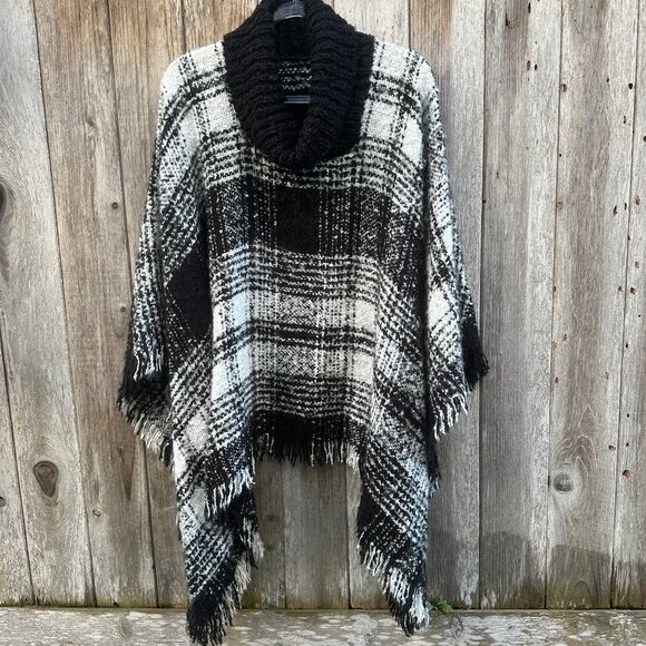Express Black White Plaid Cowl Neck Cape NWOT - Picture 1 of 5